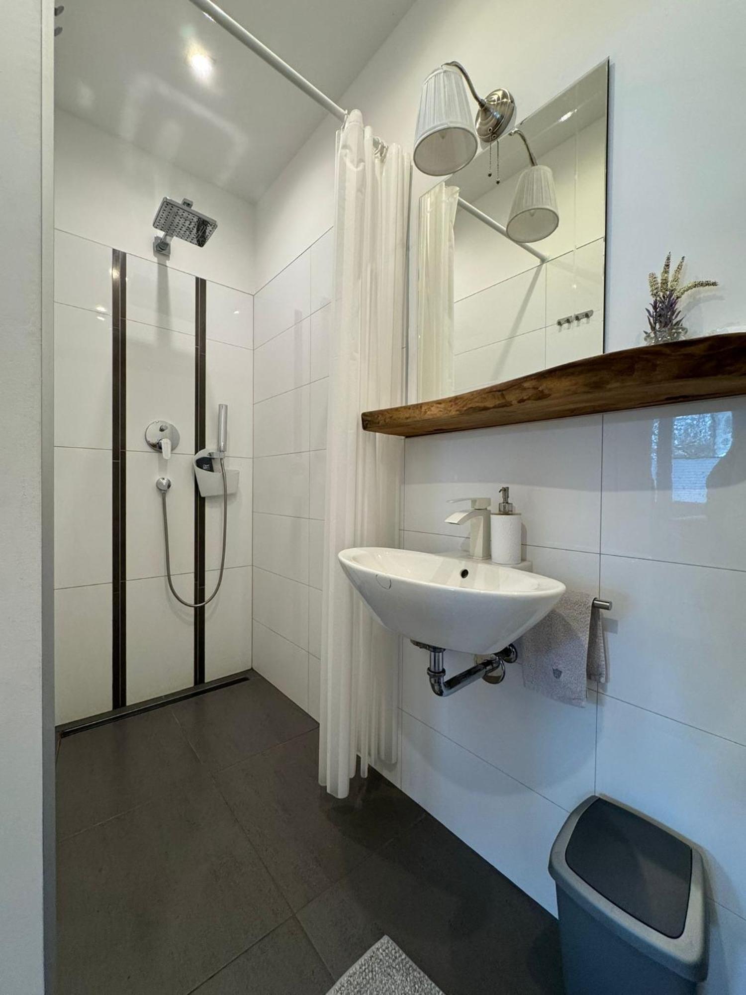 Robert Koch Apartment อาร์นส์แบร์ก ภายนอก รูปภาพ